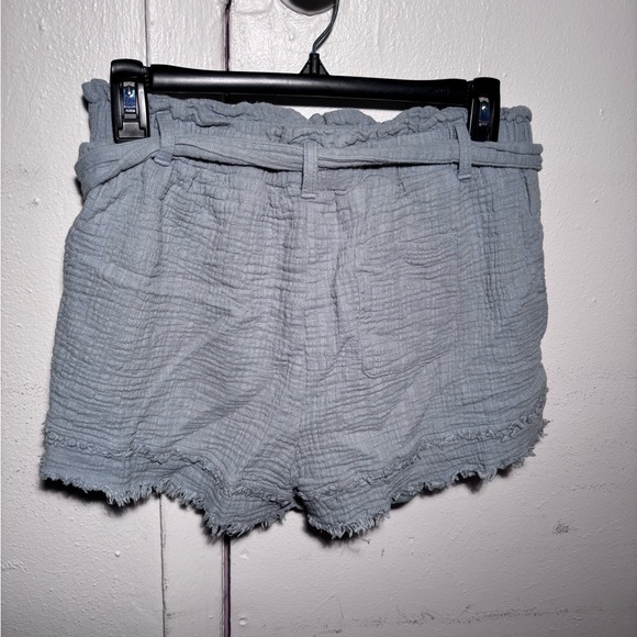 New In Shorts - Picture 2 of 10